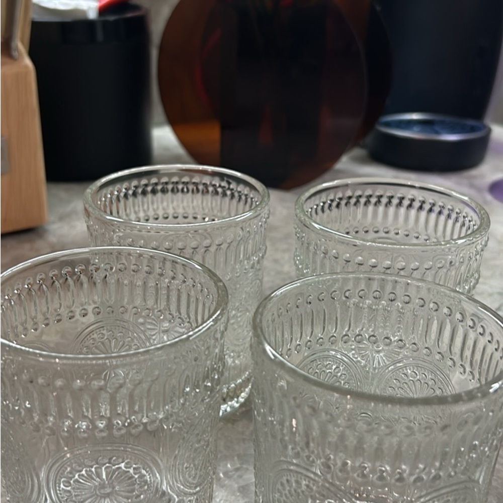 Ribbed Drinkware Set for Dining